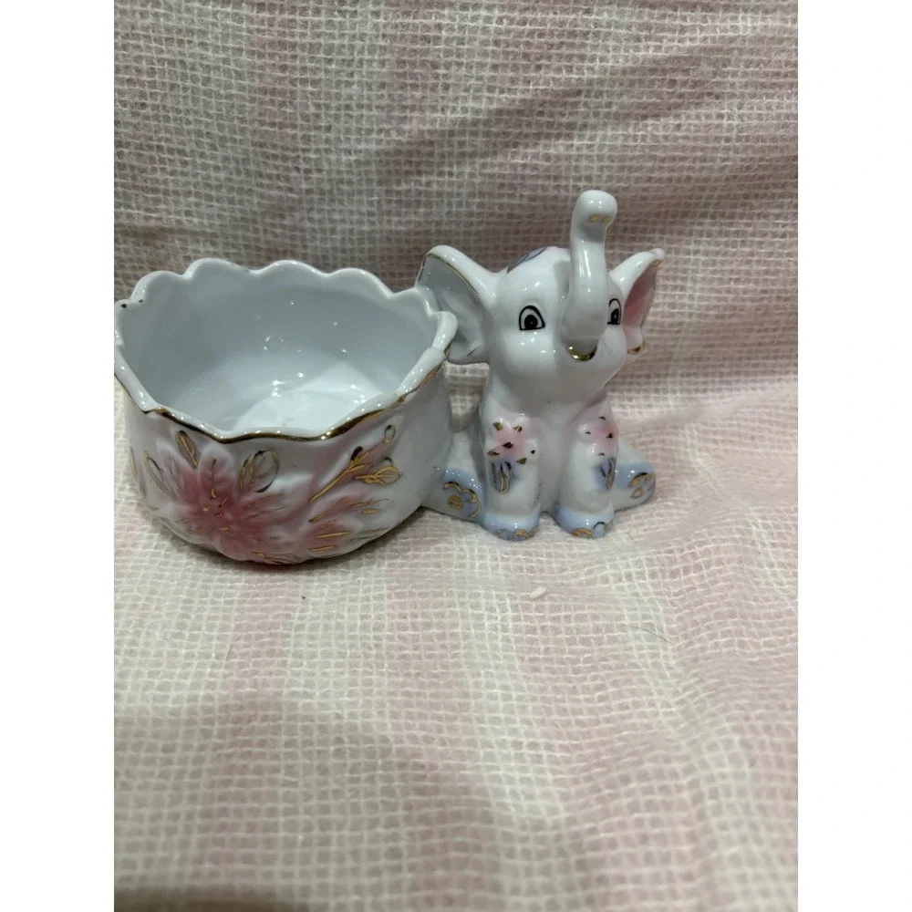 Porcelain Elephant Trinket Dish / Mini